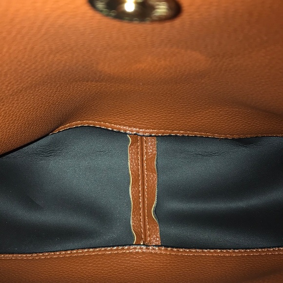 Small Brown Shoulder Bag - Picture 4 of 9